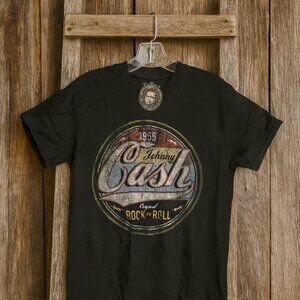 Womens Johnny Cash NWT Size Small T-Shirt Rock & Roll Graphic